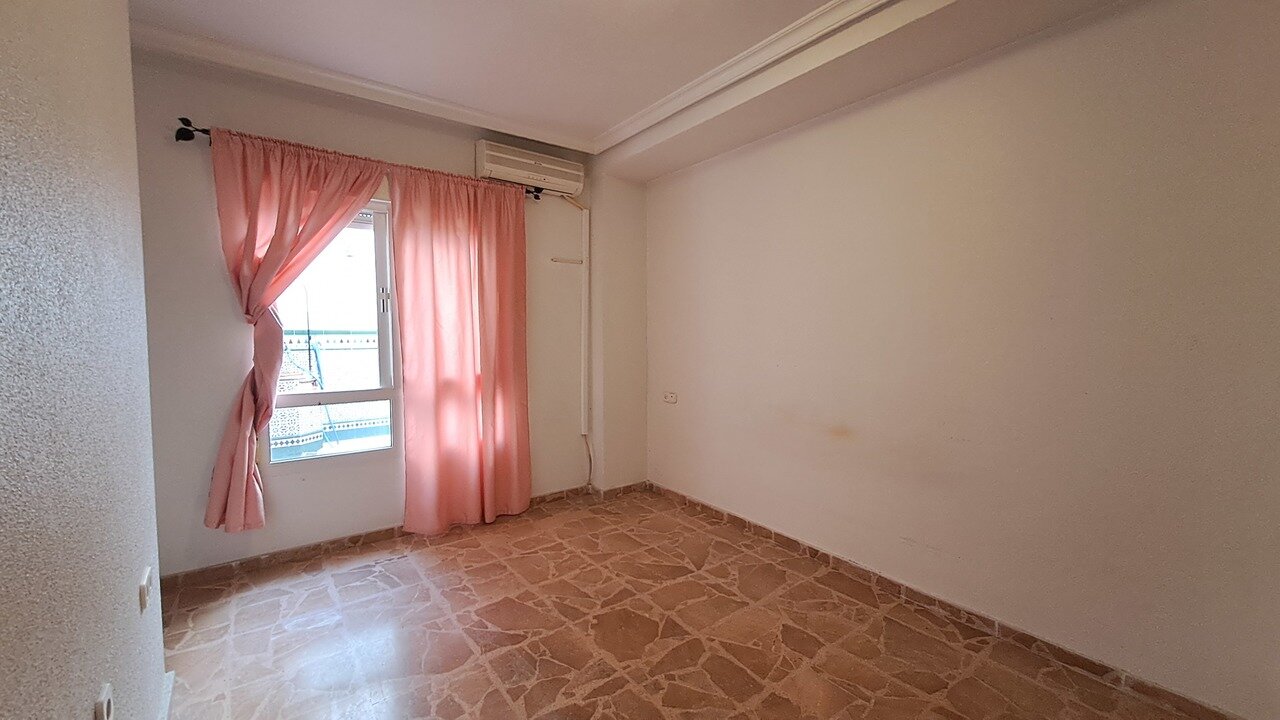 Mieszkanie z 5 Sypialniami w Centro, Torrevieja - Image 22