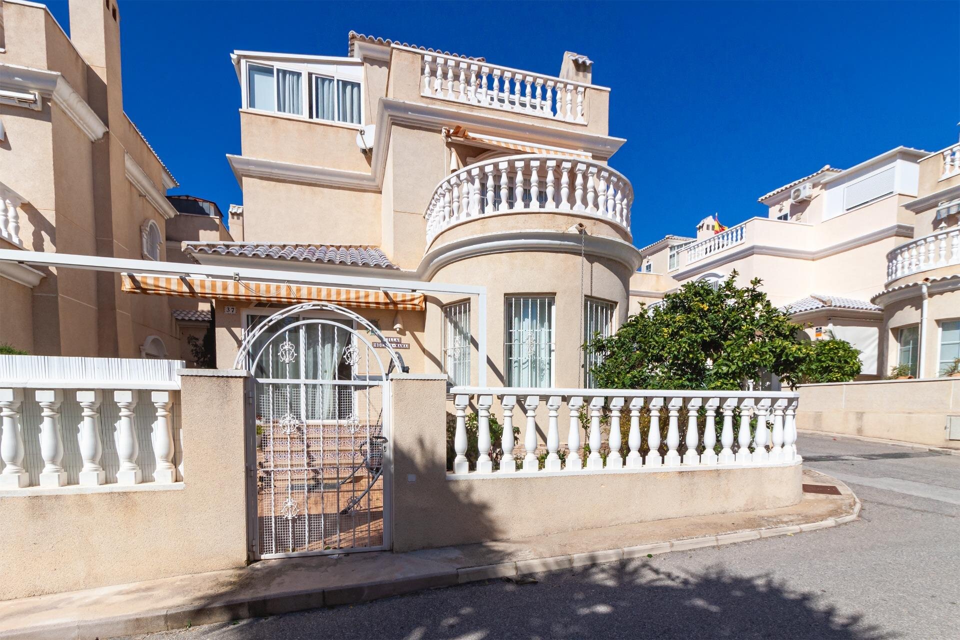 4-Bedroom Villa in La Florida, Orihuela Costa - Image 1