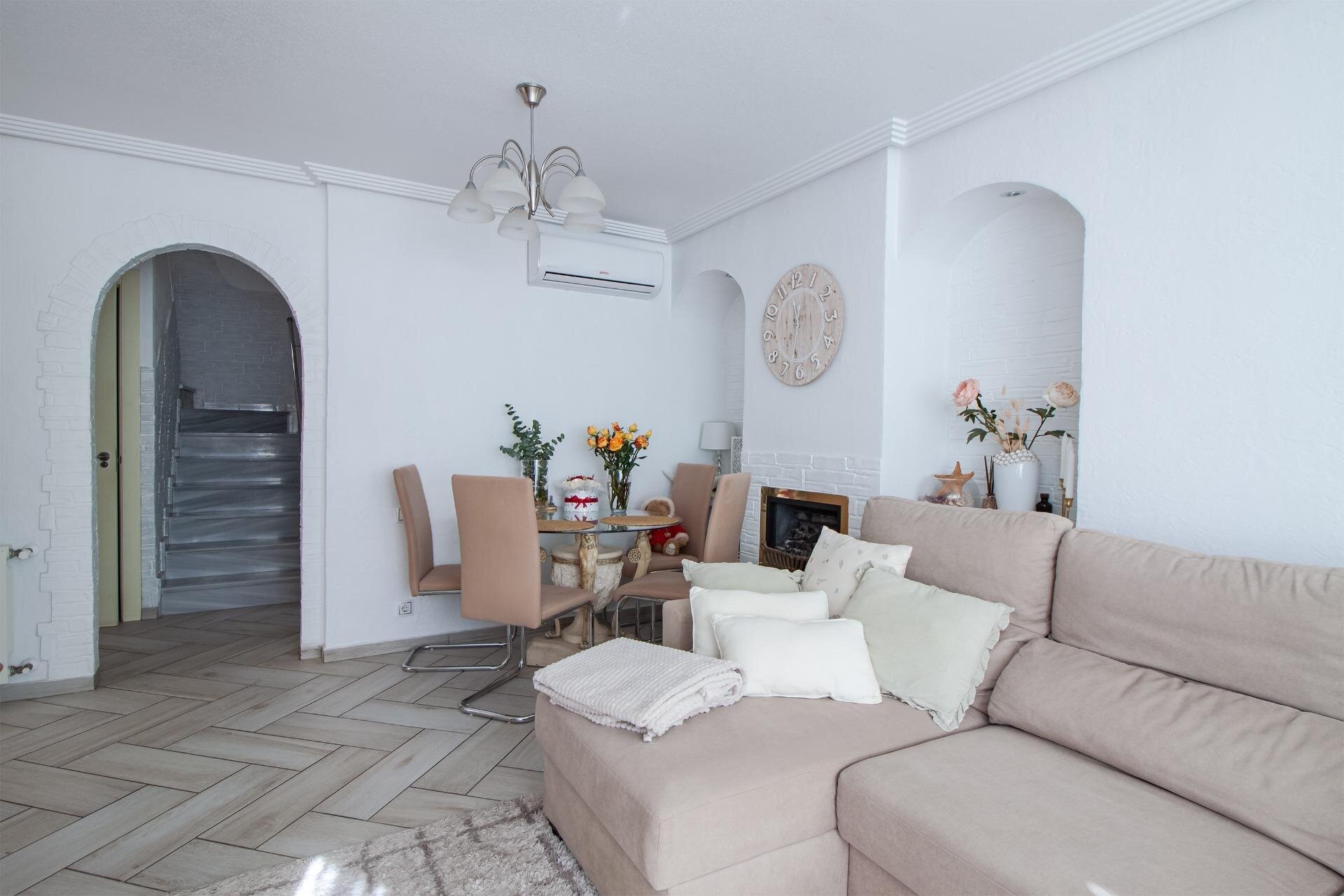 4-Bedroom Villa in La Florida, Orihuela Costa - Image 11