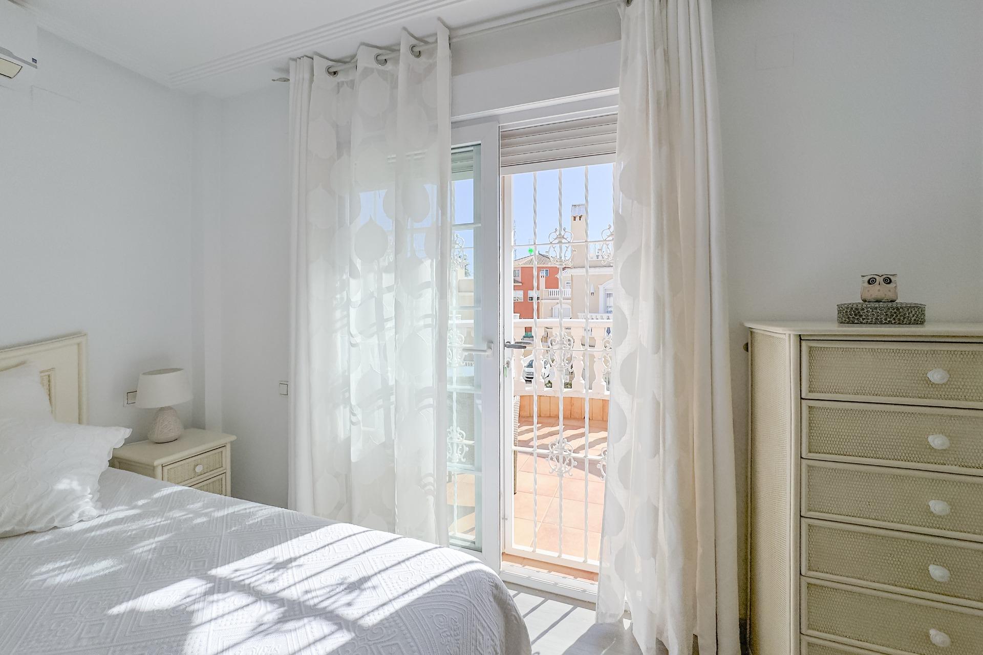 4-Bedroom Villa in La Florida, Orihuela Costa - Image 30
