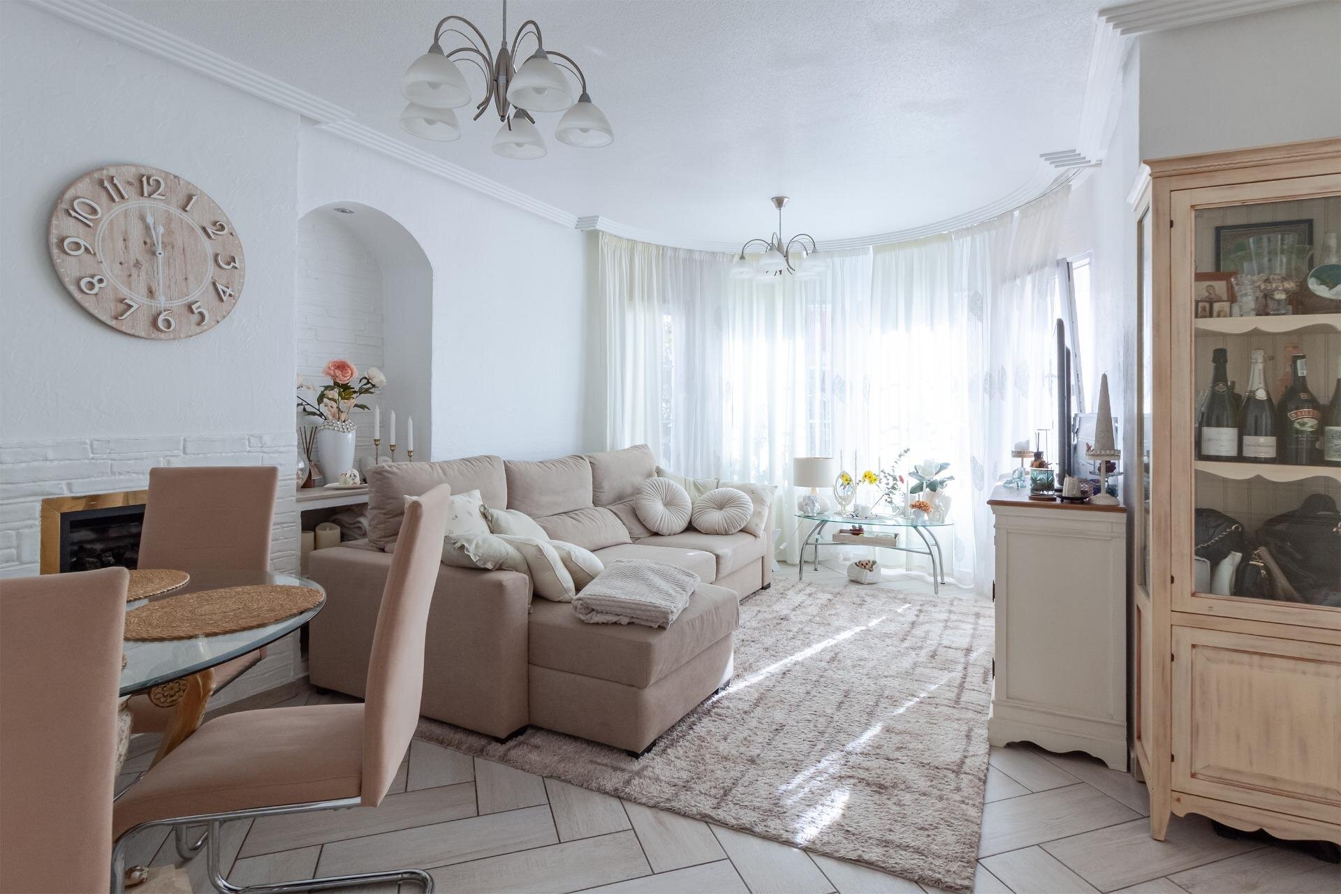 4-Bedroom Villa in La Florida, Orihuela Costa - Image 9