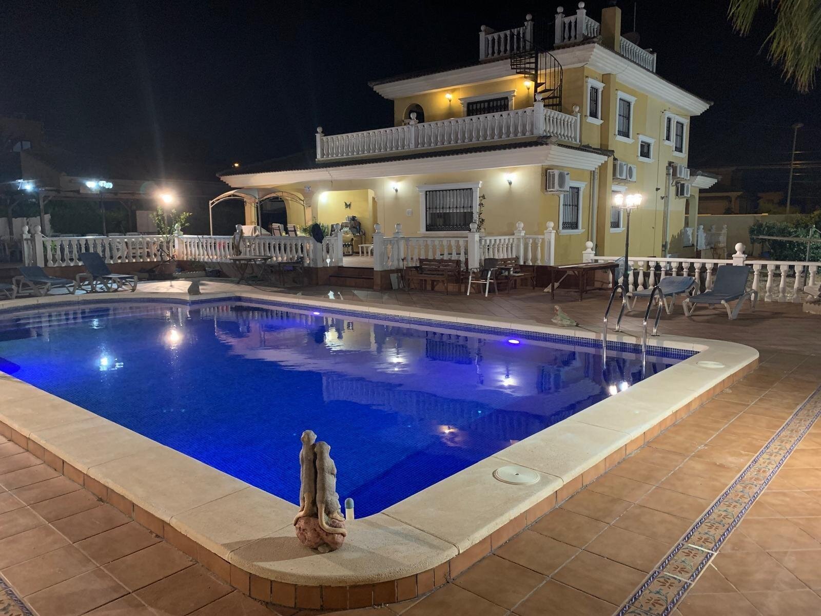 6-Bedroom Villa in Los Balcones - Los Altos del Edén, Torrevieja - Image 1
