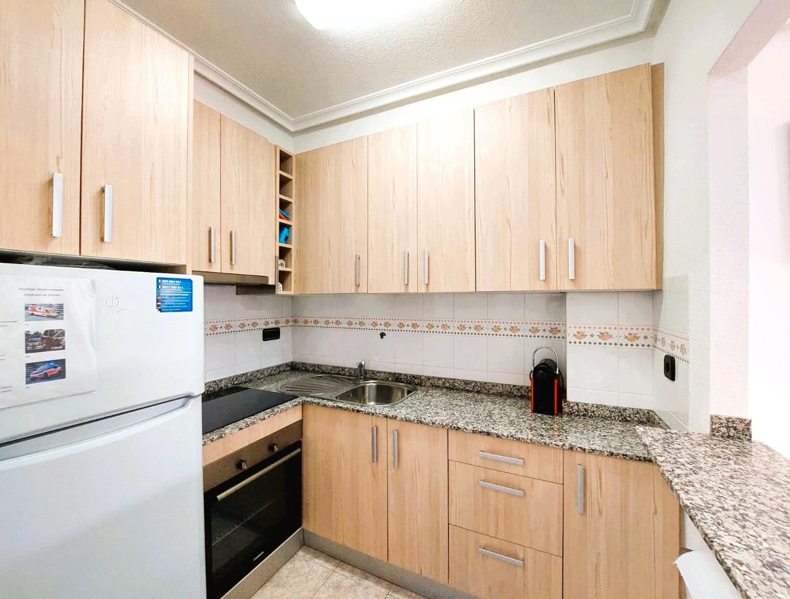 2-Bedroom Apartment in Playa Flamenca, Orihuela Costa - Image 10