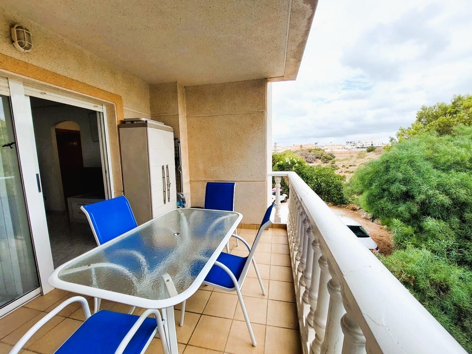2-Bedroom Apartment in Playa Flamenca, Orihuela Costa - Image 3