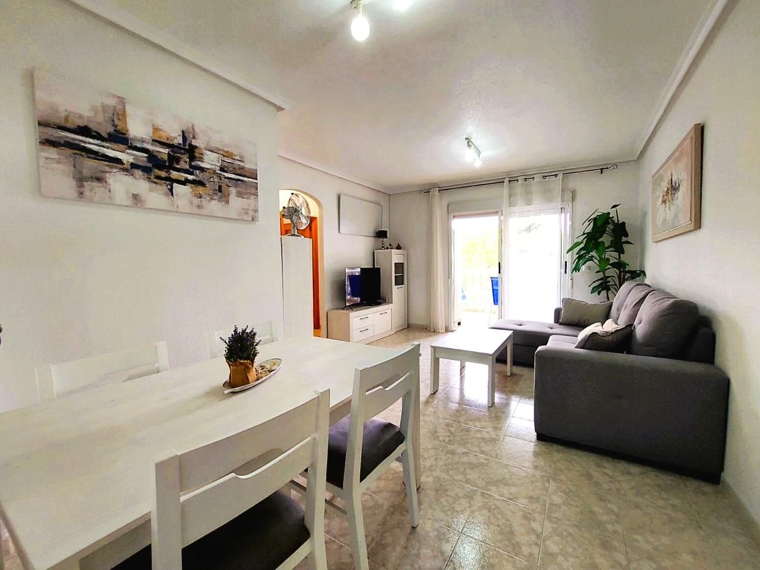 2-Bedroom Apartment in Playa Flamenca, Orihuela Costa - Image 8