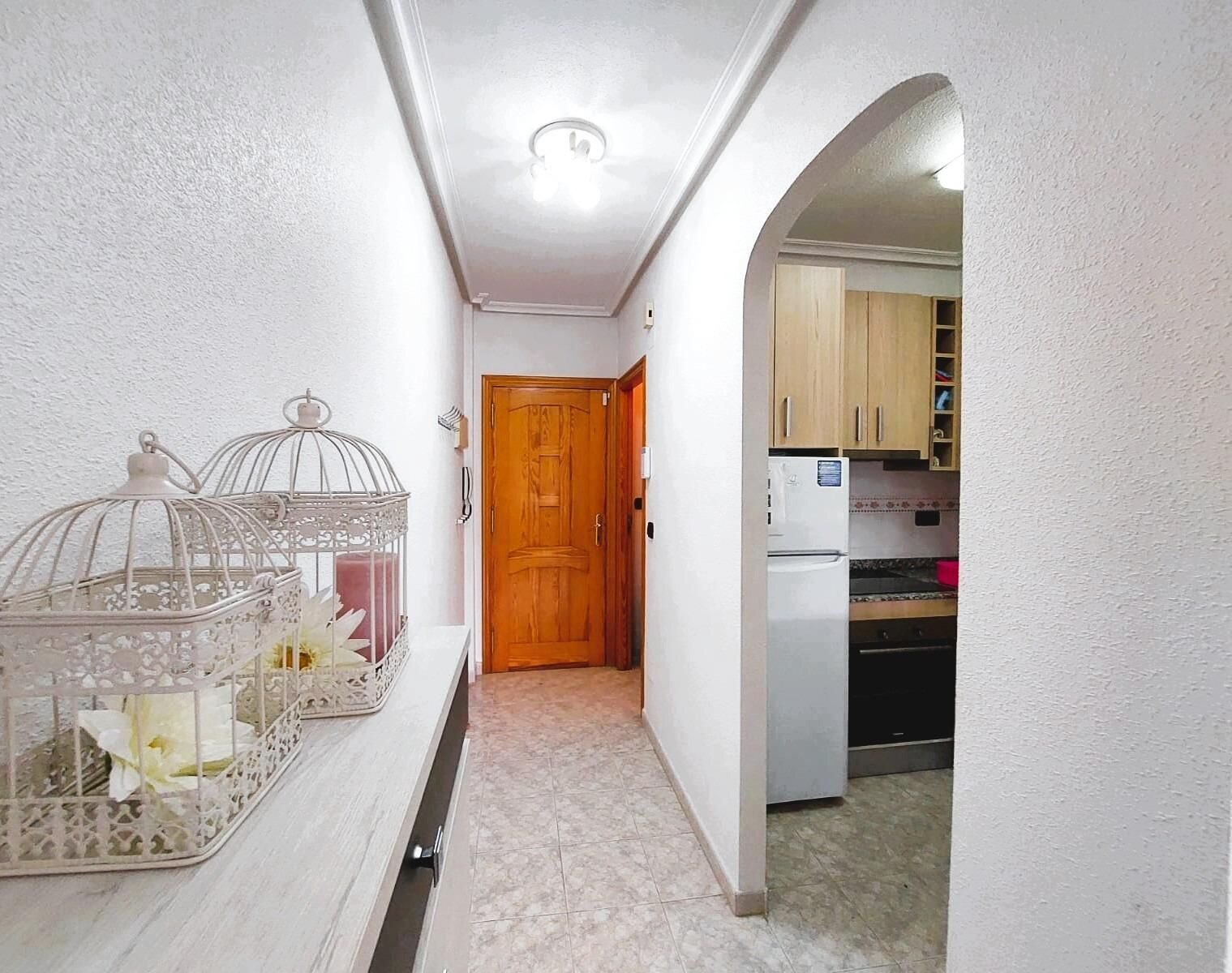2-Bedroom Apartment in Playa Flamenca, Orihuela Costa - Image 9