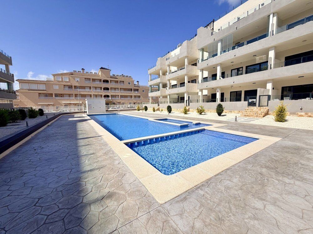 3-Bedroom Apartment in Villamartin, Orihuela Costa - Image 23