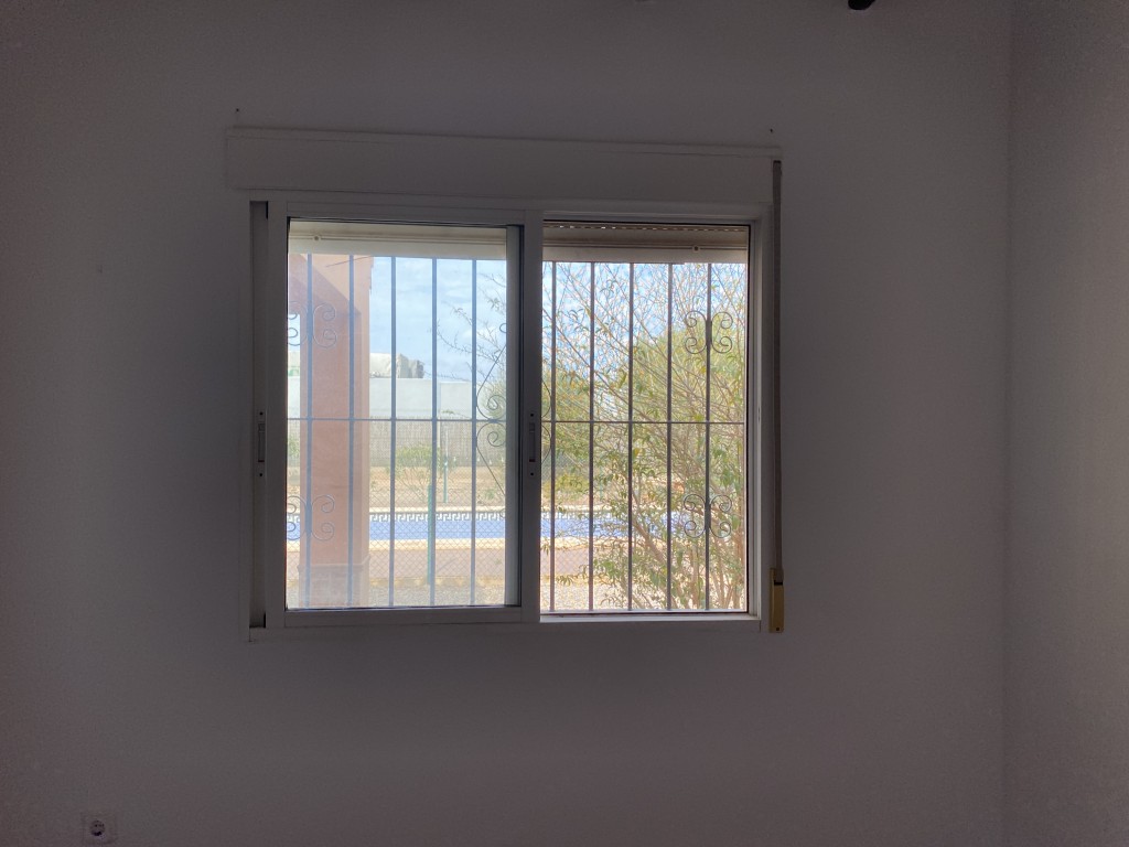 4-Bedroom House in Fuente Alamo de Murcia - Image 13