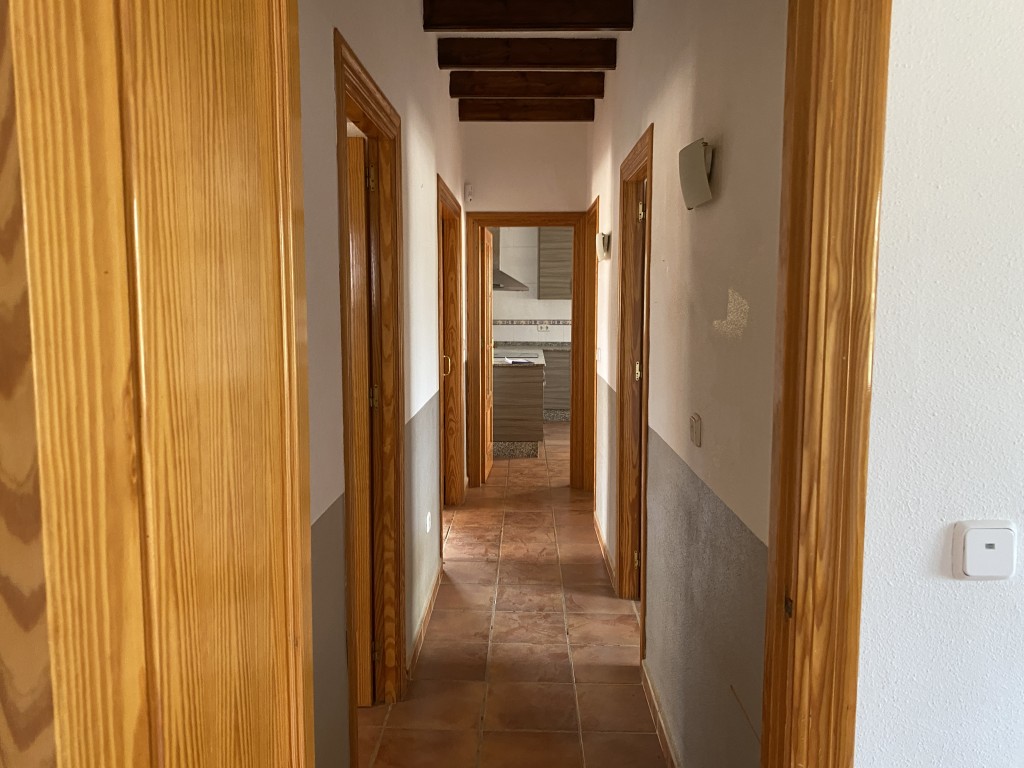 4-Bedroom House in Fuente Alamo de Murcia - Image 18
