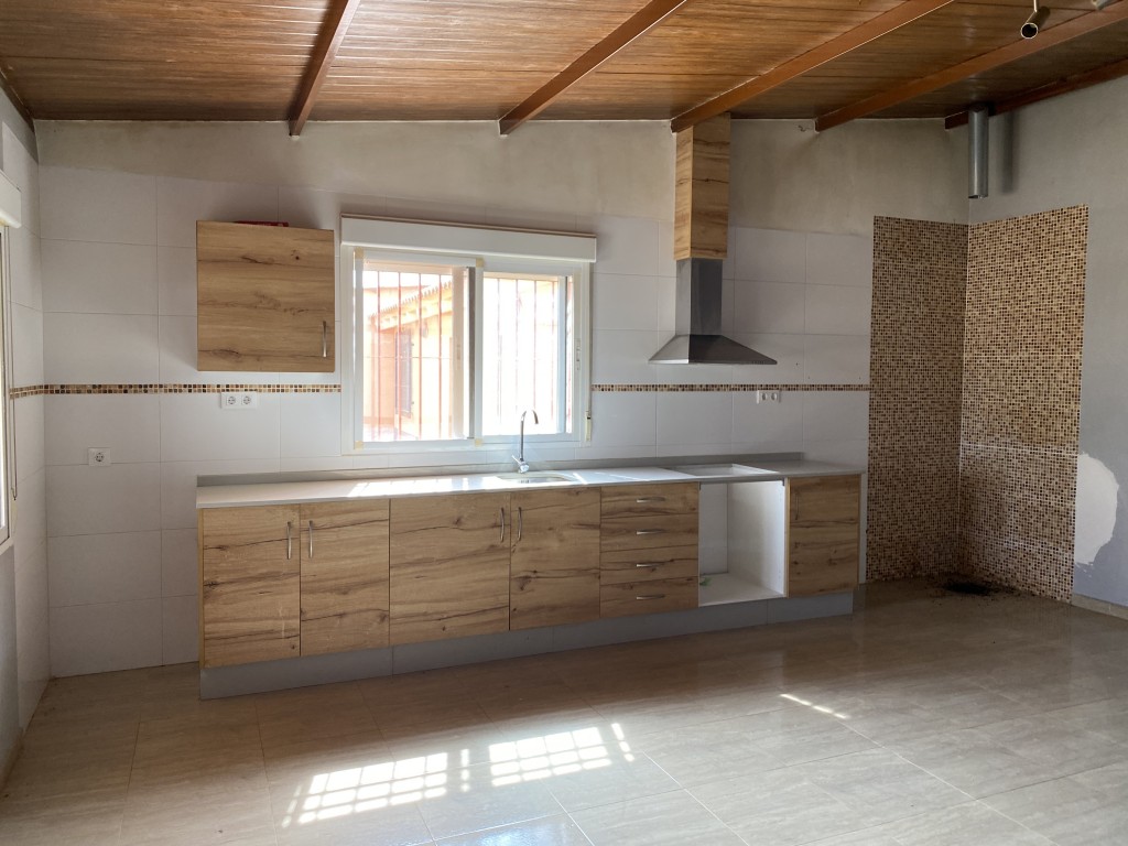 4-Bedroom House in Fuente Alamo de Murcia - Image 21