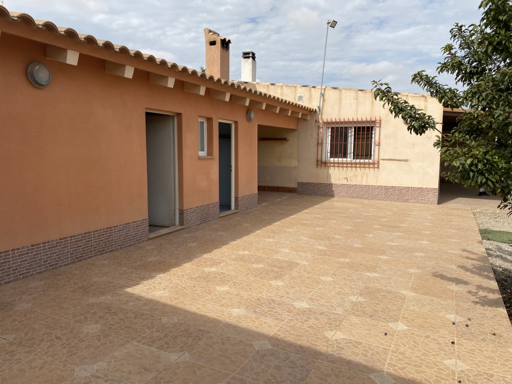 4-Bedroom House in Fuente Alamo de Murcia - Image 27