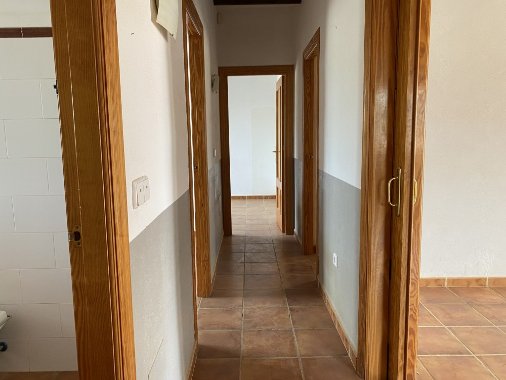 4-Bedroom House in Fuente Alamo de Murcia - Image 9