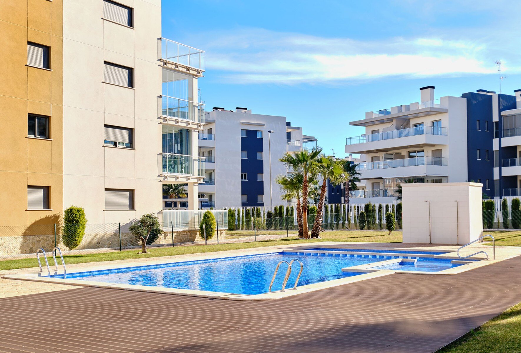 2-Bedroom Apartment in Los Dolses, Orihuela Costa - Image 43