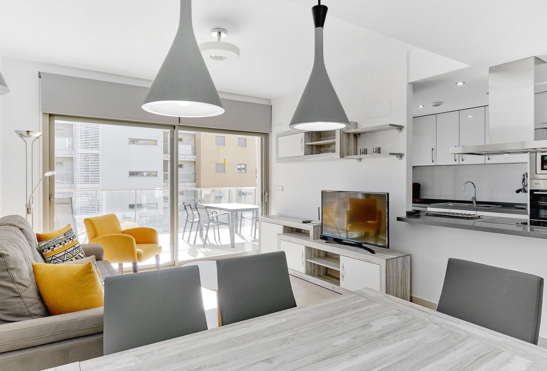 2-Bedroom Apartment in Los Dolses, Orihuela Costa - Image 7