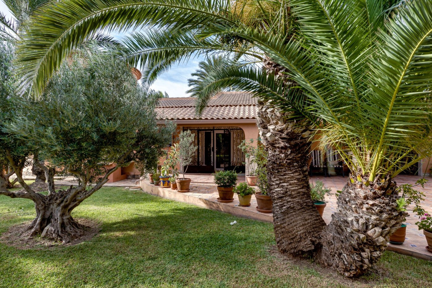 5-Bedroom Villa in San Luis, Torrevieja - Image 14