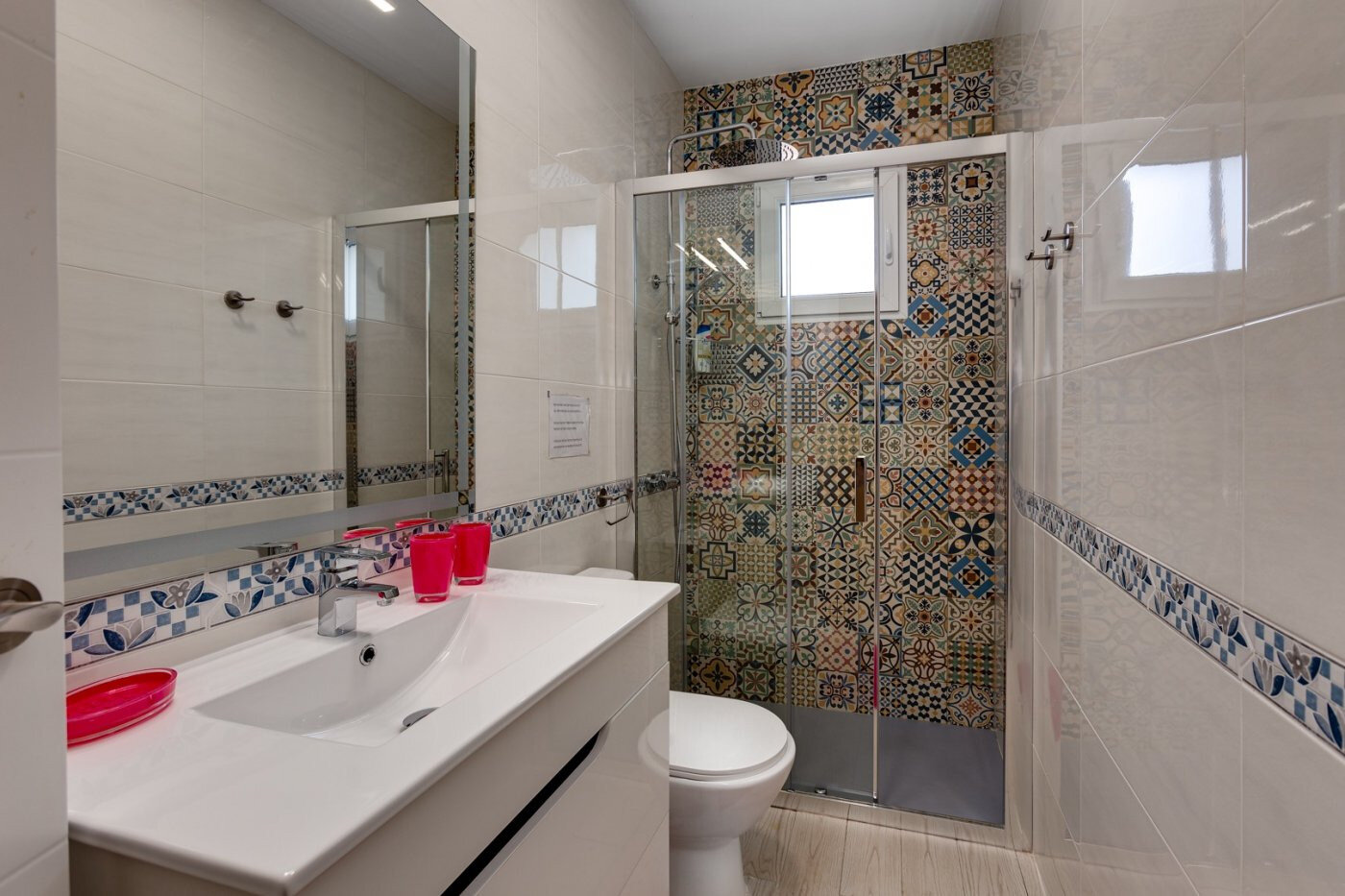 5-Bedroom Villa in San Luis, Torrevieja - Image 34