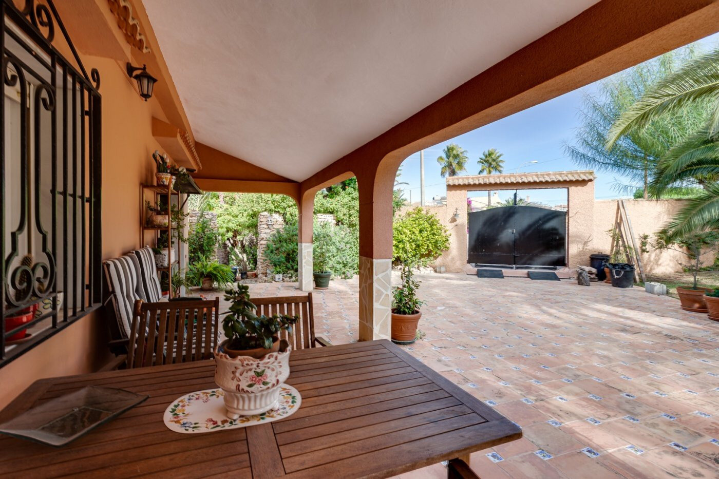 5-Bedroom Villa in San Luis, Torrevieja - Image 6