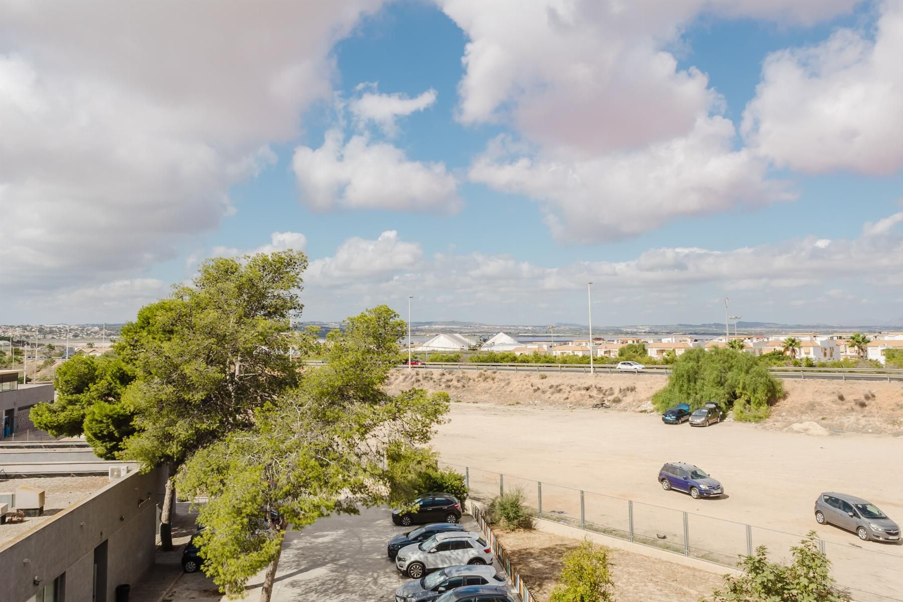 3-Bedroom Apartment in Parque de las Naciones, Torrevieja - Image 34