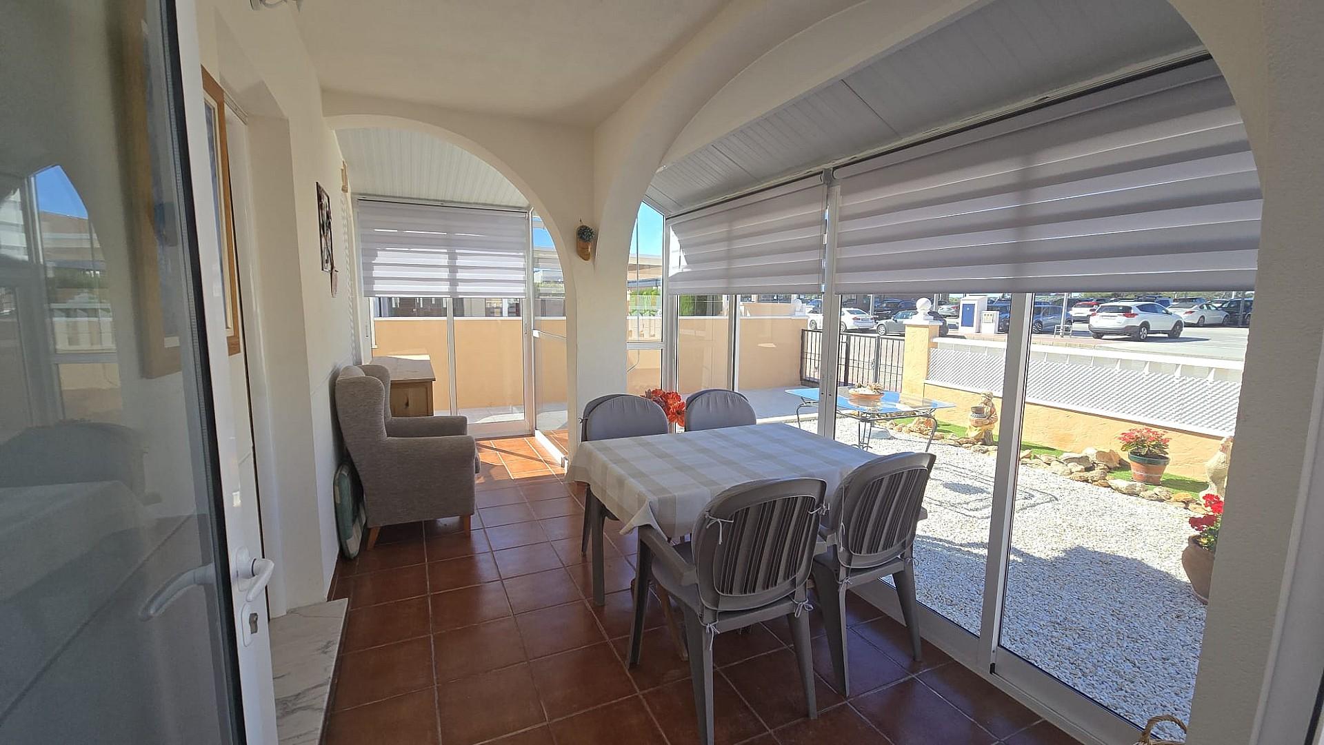 2-Bedroom House in Lomas de Cabo Roig, Orihuela Costa - Image 4