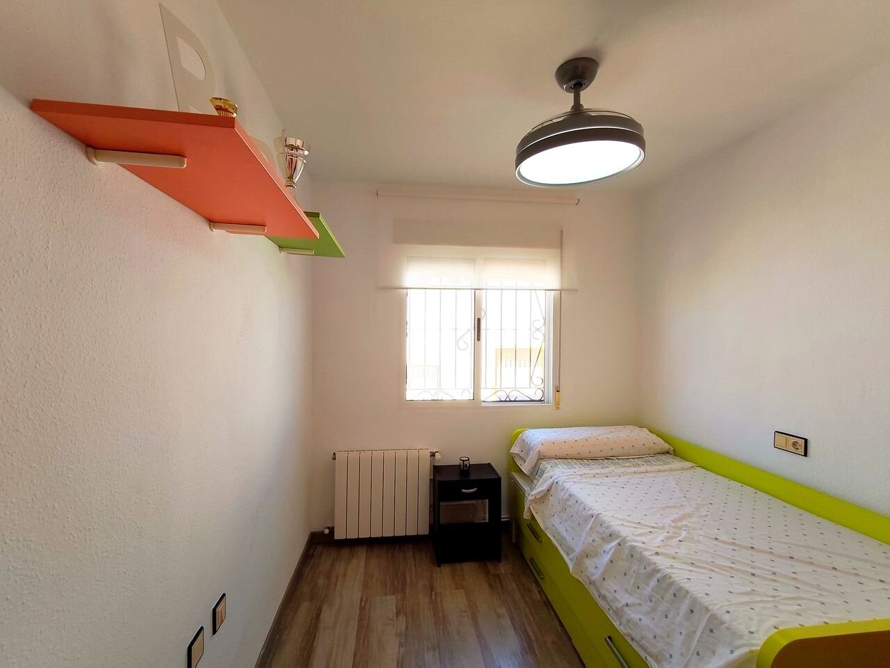 6-Bedroom House in La Siesta, Torrevieja - Image 21
