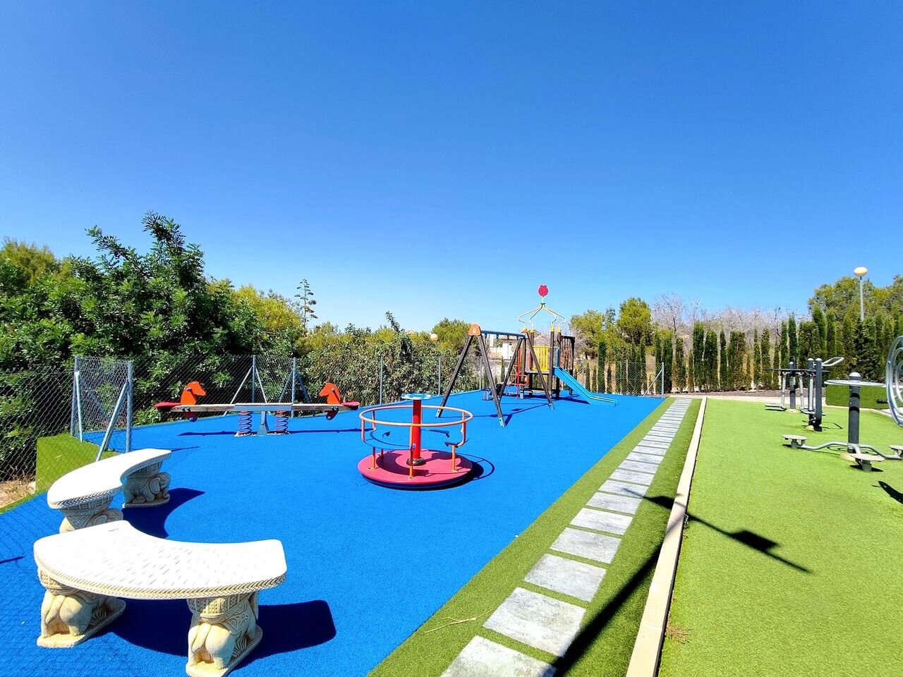 6-Bedroom House in La Siesta, Torrevieja - Image 36