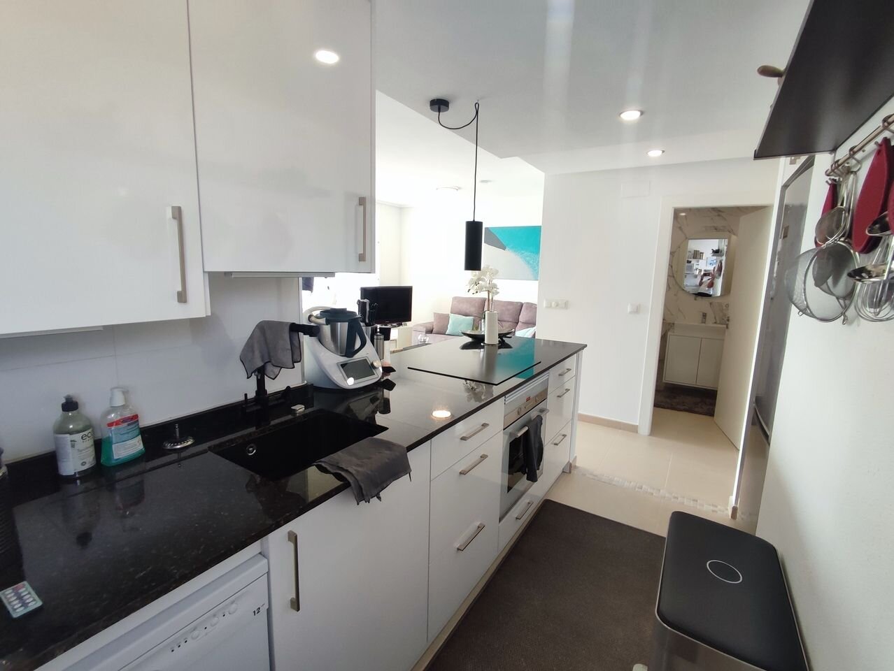 2-Bedroom Apartment in Sucina, Sucina - Image 12