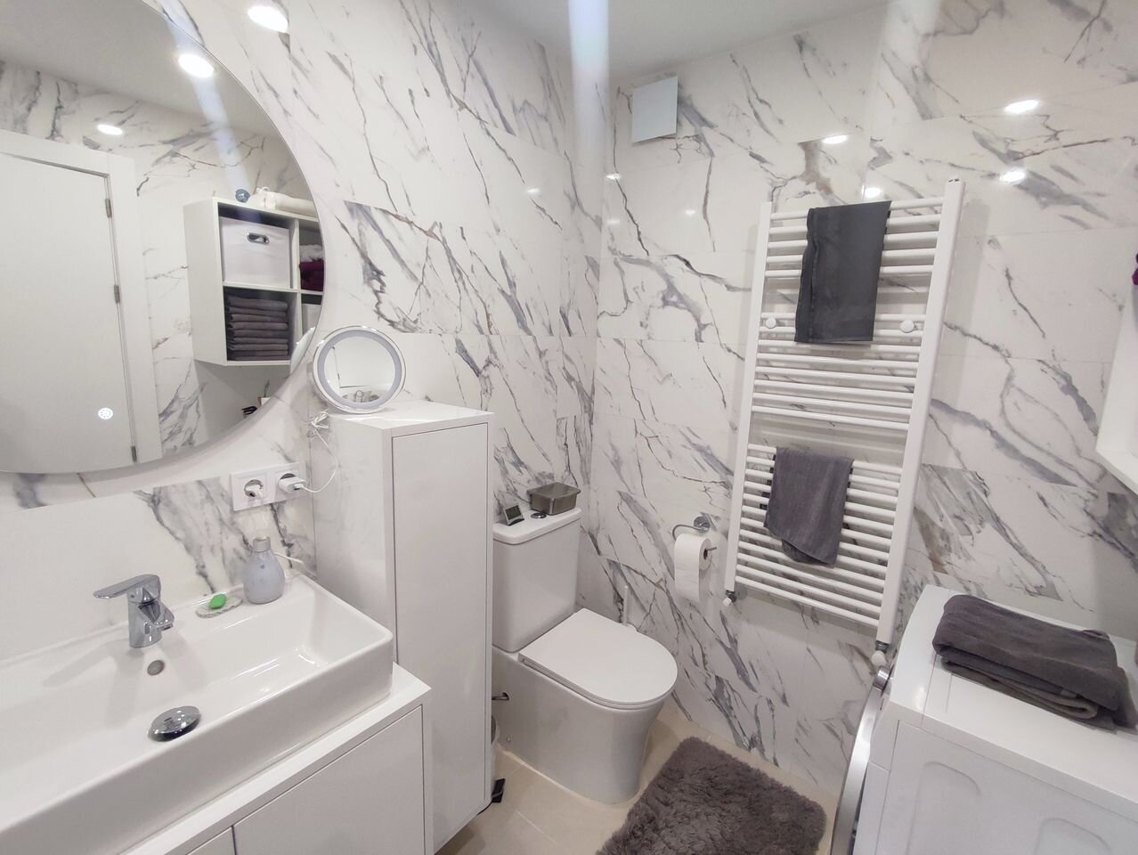 2-Bedroom Apartment in Sucina, Sucina - Image 19