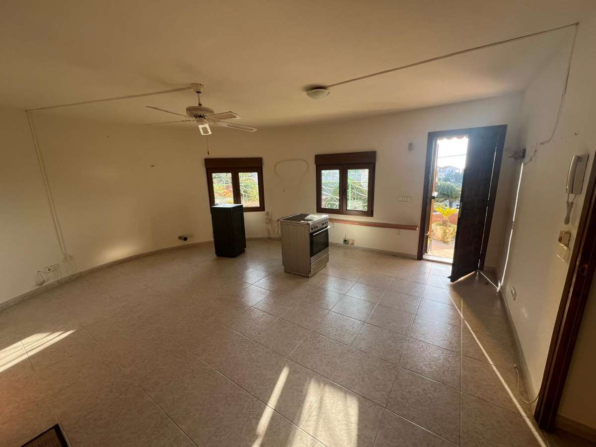 4-Bedroom Detached House in  Calpe | Sunny Casas - Costa ... - Image 14