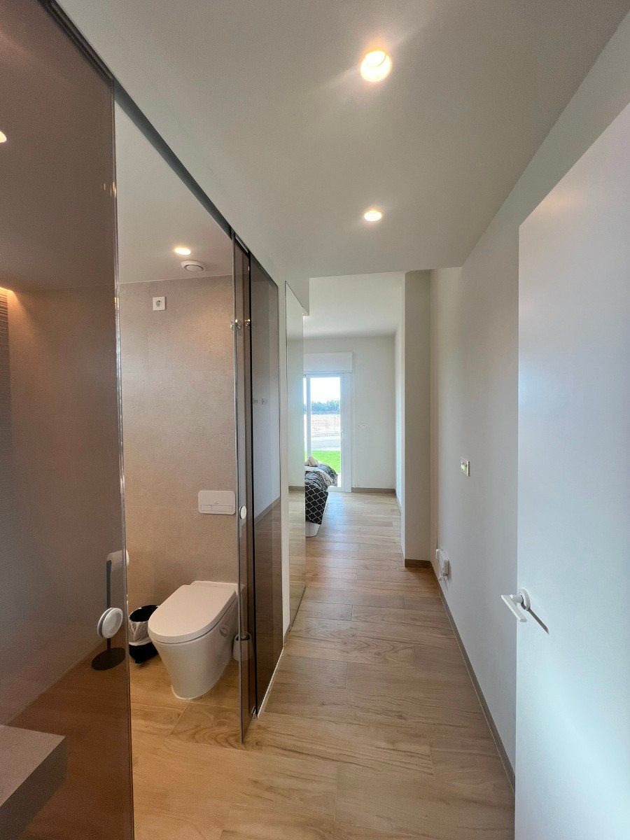 2-Bedroom Ground Floor Apartment in  Guardamar del Segura... - Image 11