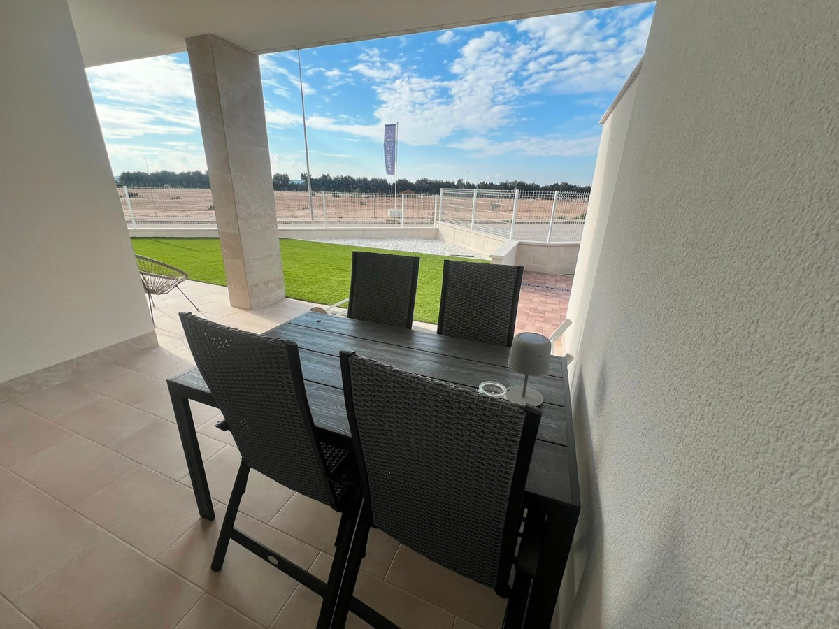 2-Bedroom Ground Floor Apartment in  Guardamar del Segura... - Image 16