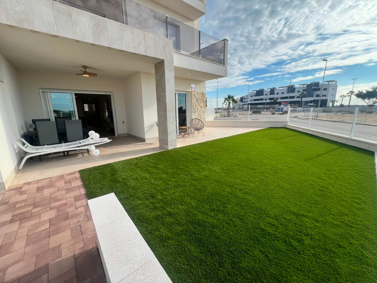 2-Bedroom Ground Floor Apartment in  Guardamar del Segura... - Image 17