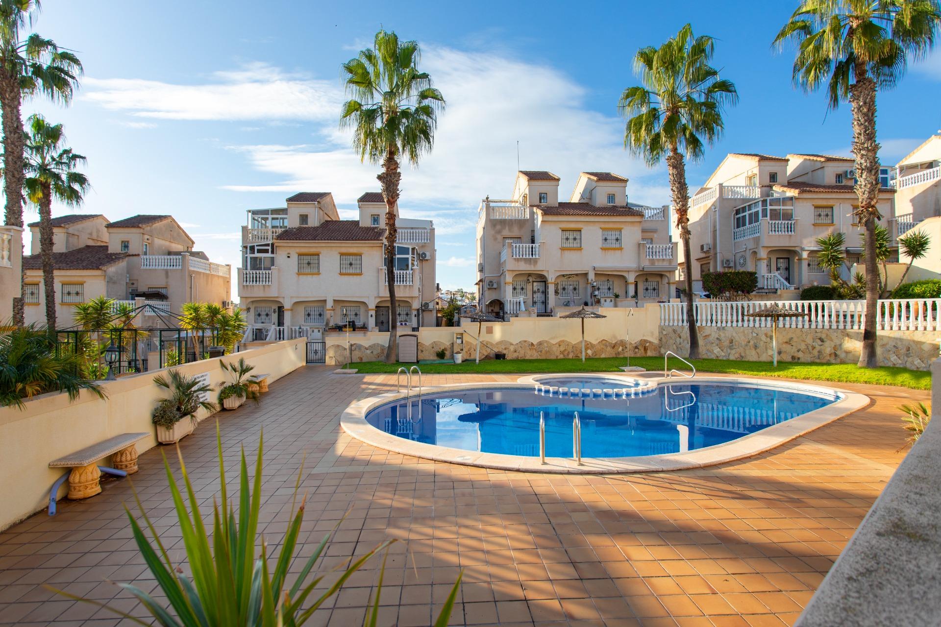 2-Bedroom Townhouse in Orihuela Costa - Image 3