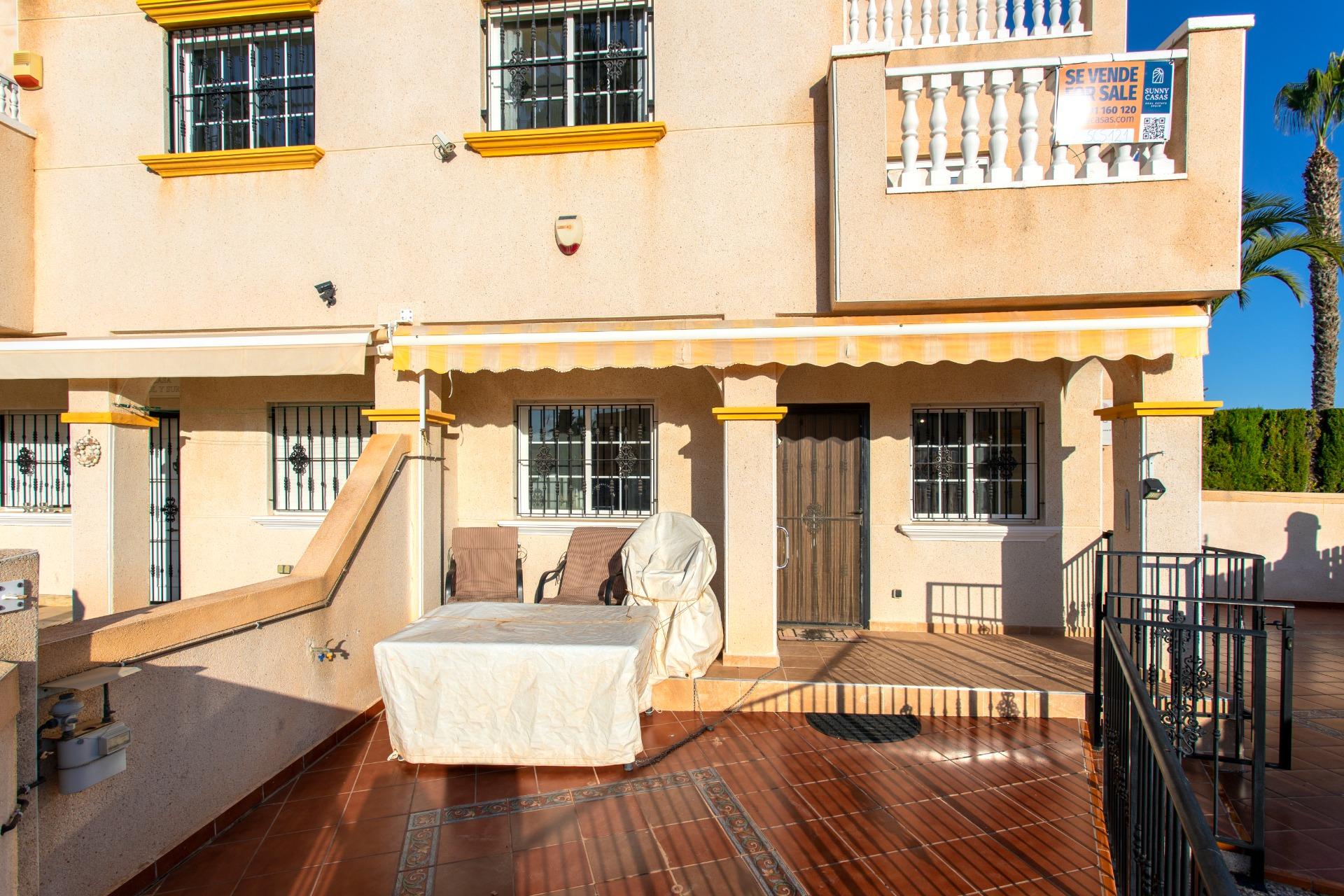 2-Bedroom Townhouse in Orihuela Costa - Image 35
