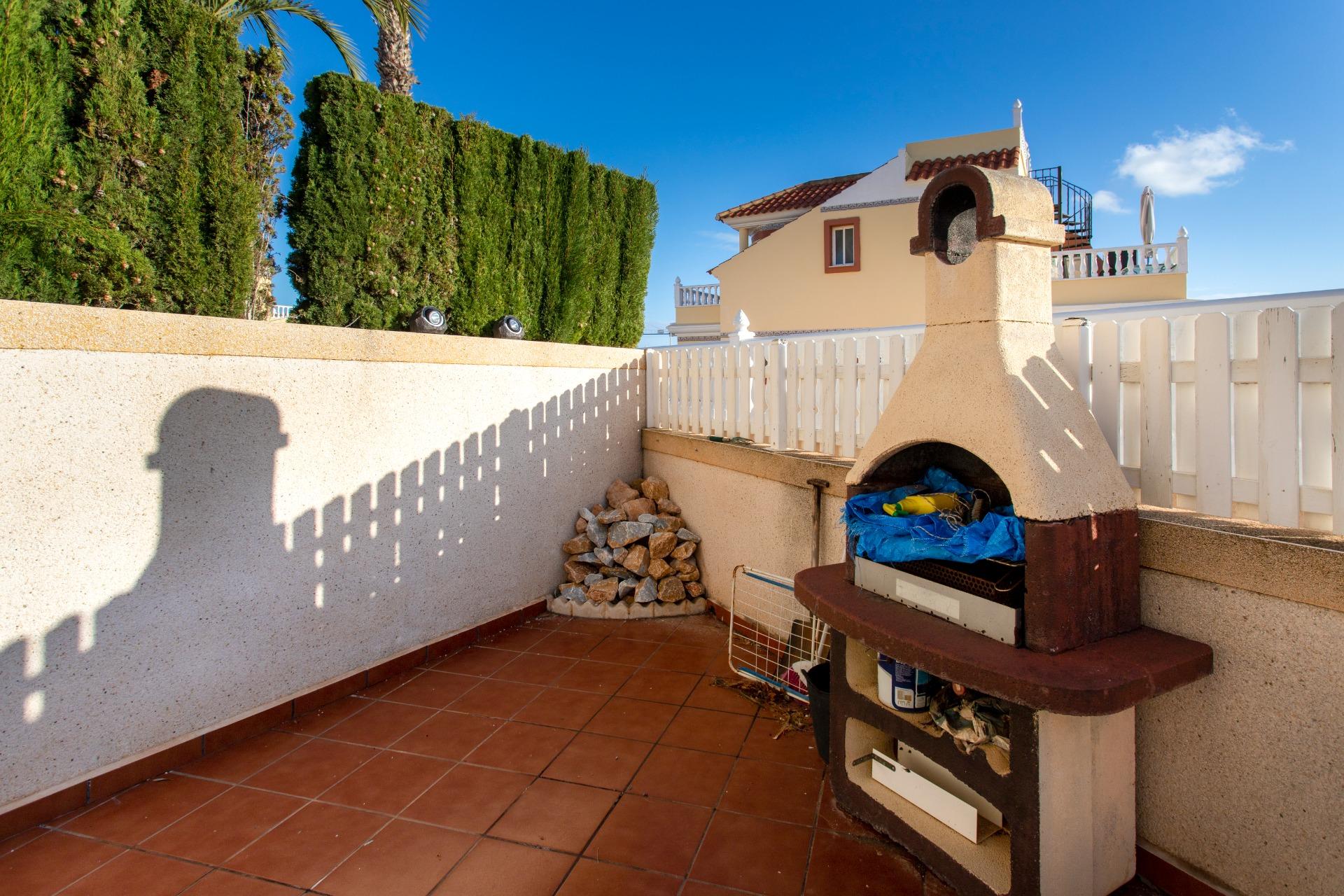 2-Bedroom Townhouse in Orihuela Costa - Image 38