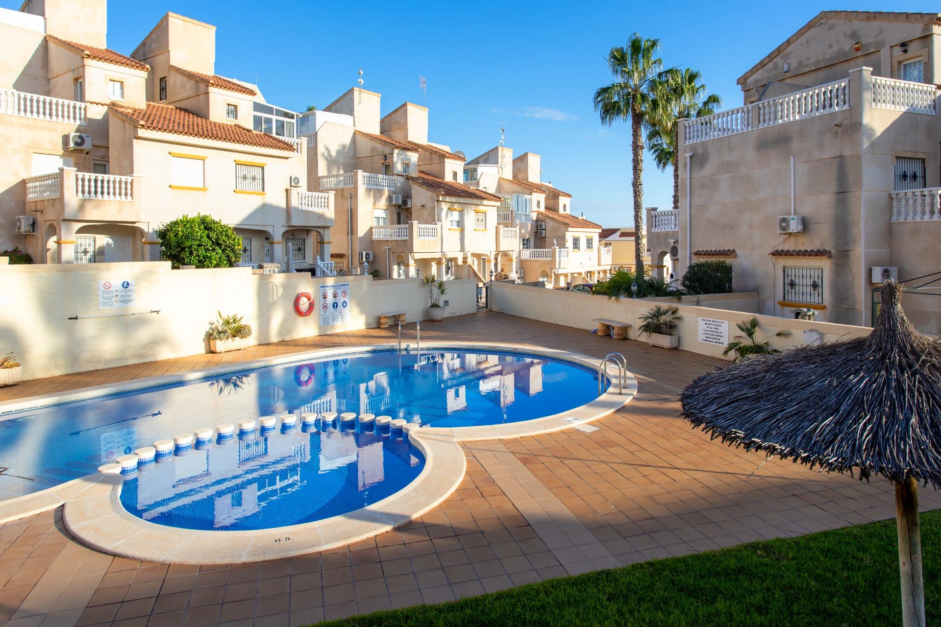 2-Bedroom Townhouse in Orihuela Costa - Image 43