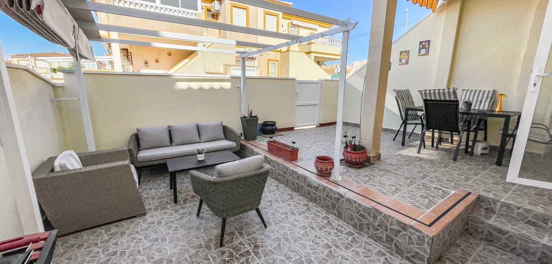 2-Bedroom Bungalow in Playa Flamenca, Orihuela Costa - Image 1