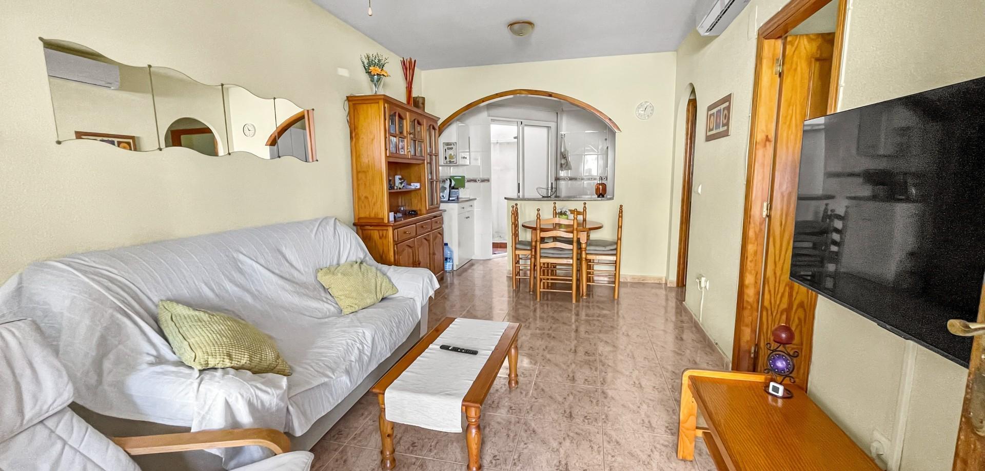 2-Bedroom Bungalow in Playa Flamenca, Orihuela Costa - Image 9