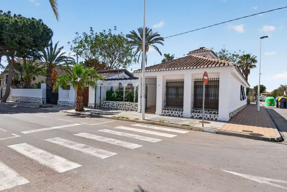 3-Bedroom Villa in Lo Pagán, San Pedro del Pinatar - Image 20