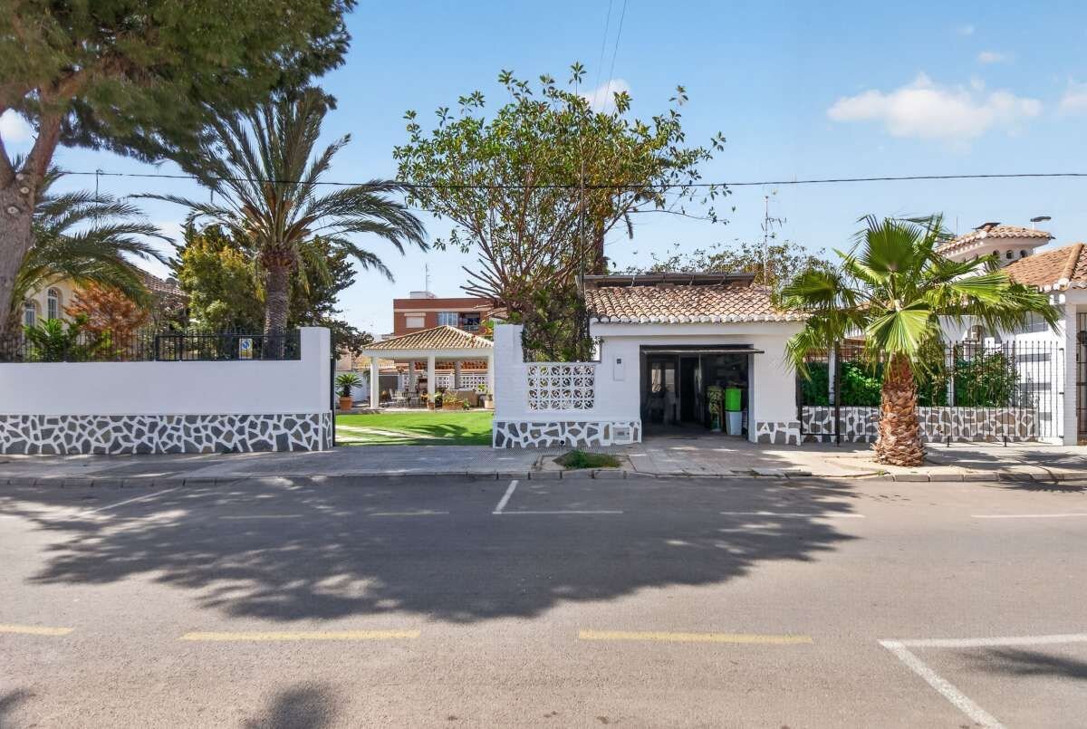 3-Bedroom Villa in Lo Pagán, San Pedro del Pinatar - Image 28