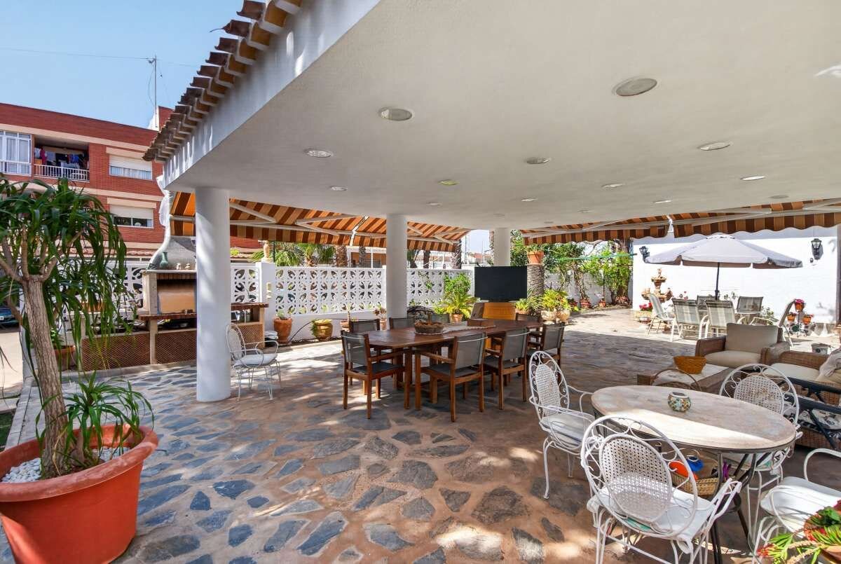 3-Bedroom Villa in Lo Pagán, San Pedro del Pinatar - Image 7