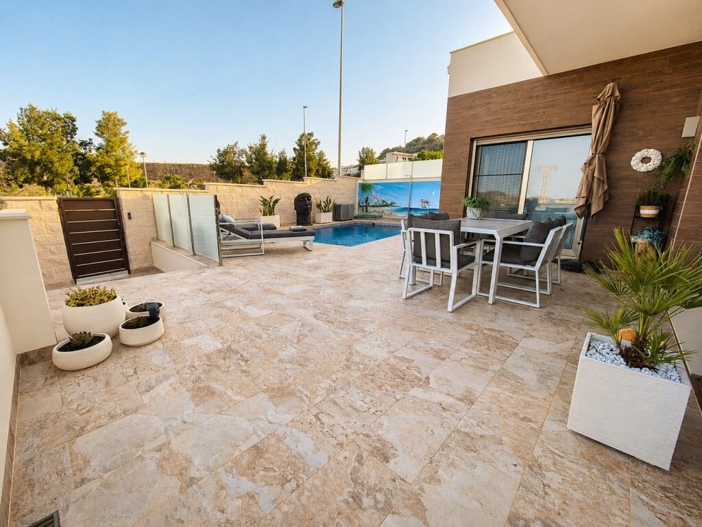 Villa met 3 Slaapkamers in San Miguel de Salinas - Image 8