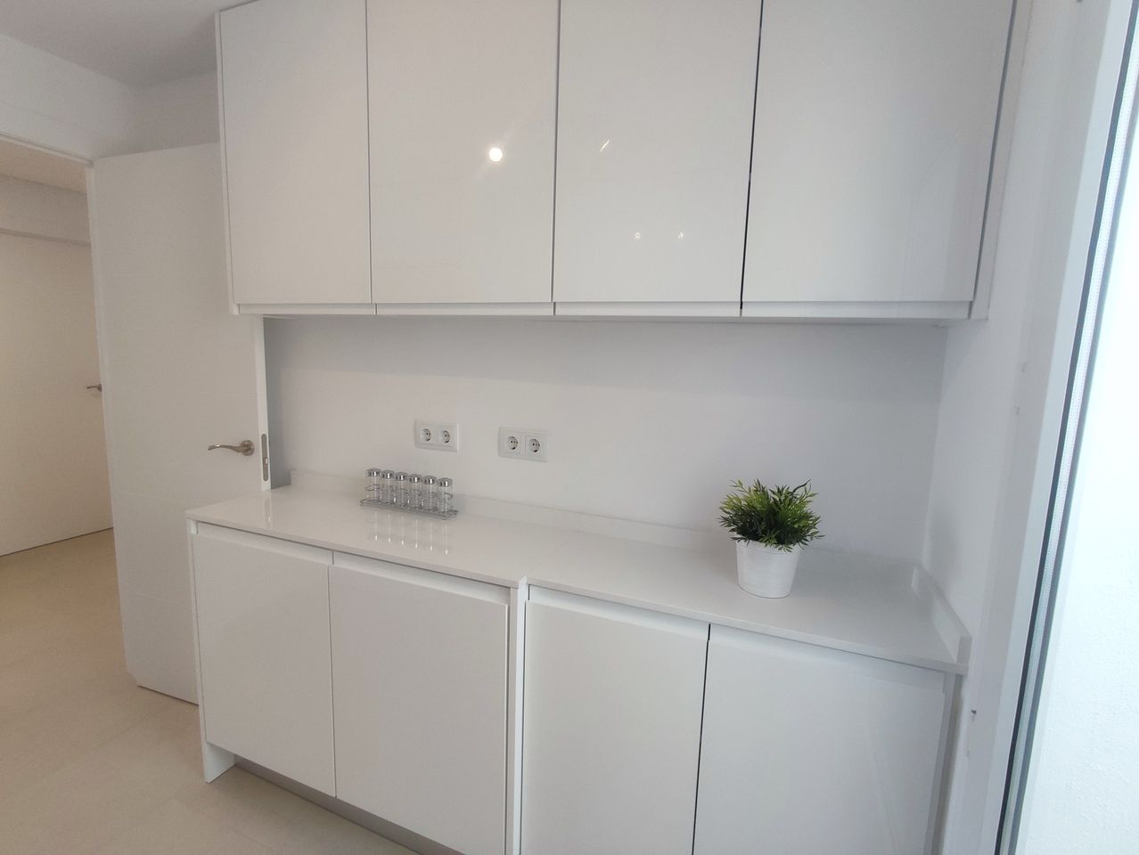 2-Bedroom Apartment in Sucina, Sucina - Image 17