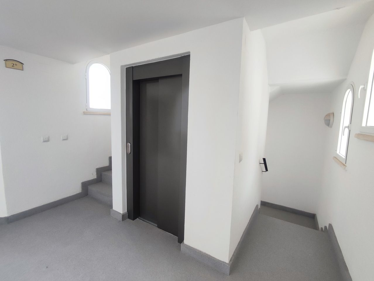 2-Bedroom Apartment in Sucina, Sucina - Image 26