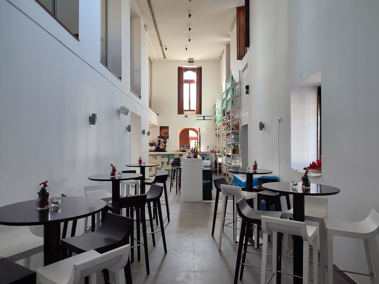 2-Bedroom Apartment in Sucina, Sucina - Image 33