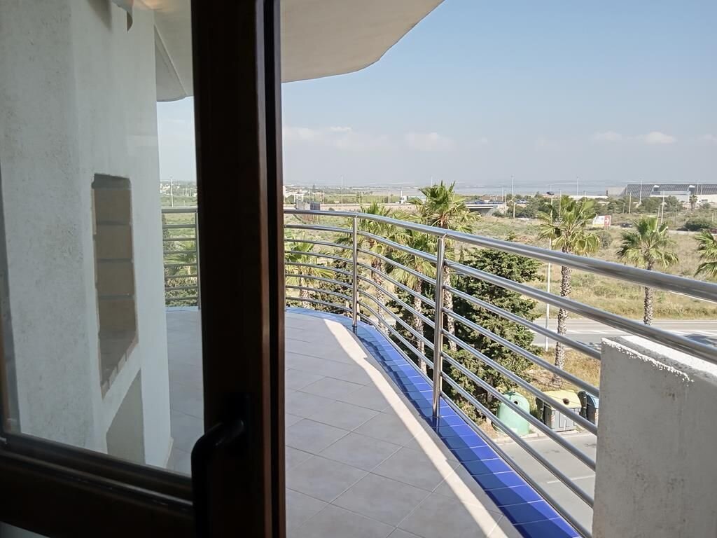 2-Bedroom Apartment in Centro, Torrevieja - Image 19