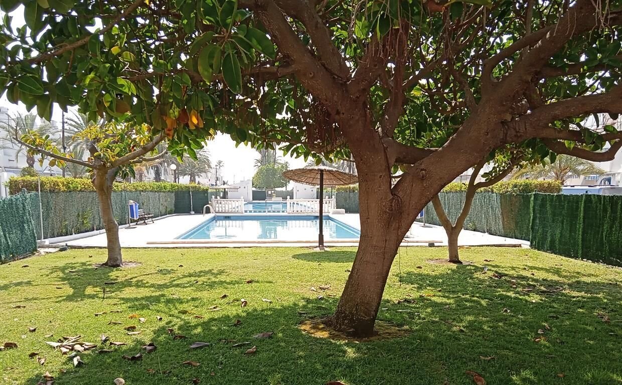 2-Bedroom Apartment in Centro, Torrevieja - Image 34