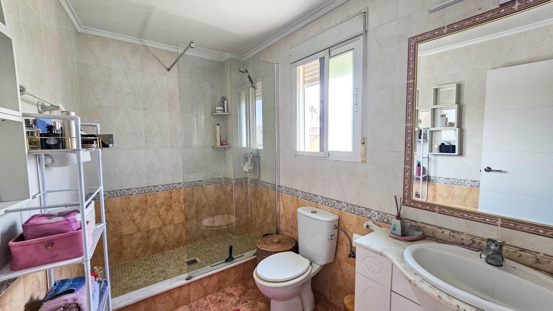 3-Bedroom Villa in La Zenia, Orihuela Costa - Image 21