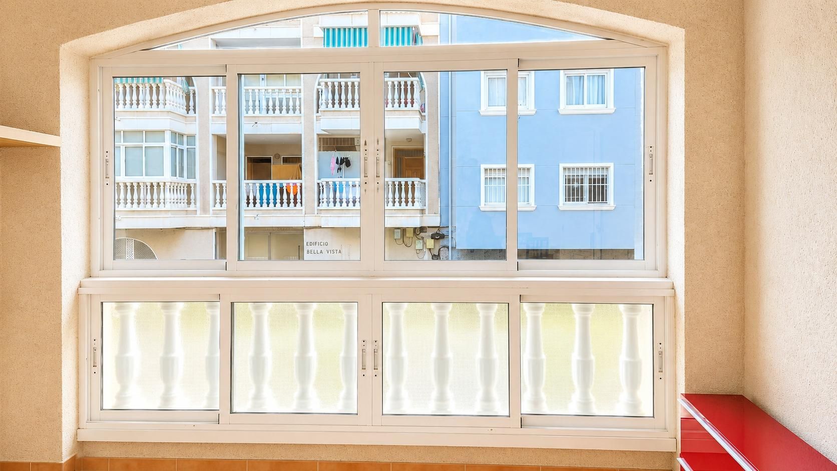 2-Bedroom Apartment in Estacion de Autobuses, Torrevieja - Image 25
