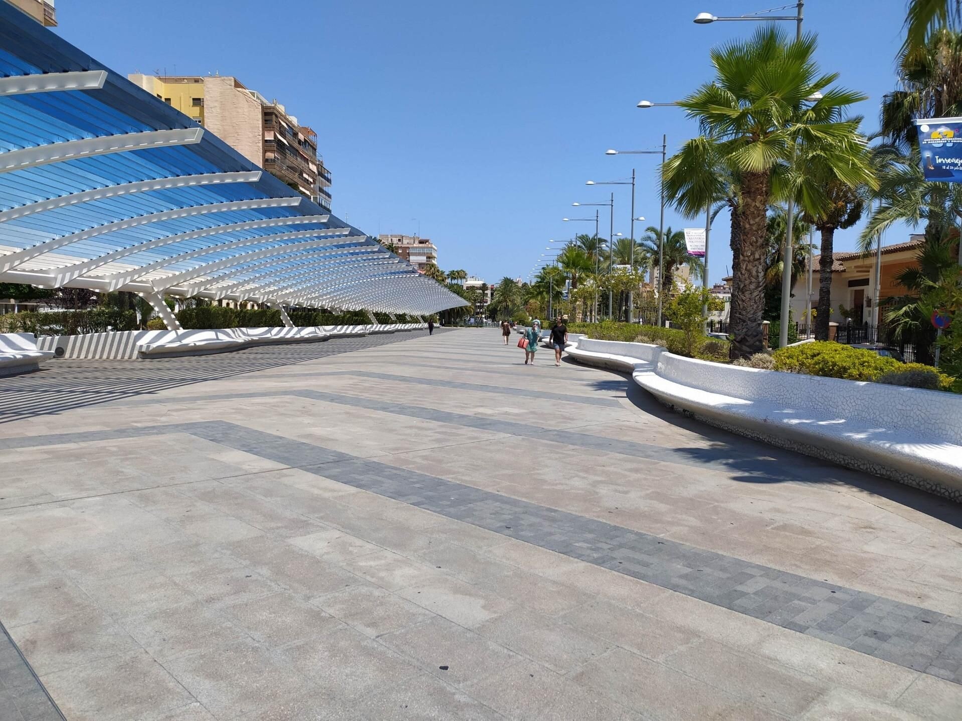 2-Bedroom Apartment in Estacion de Autobuses, Torrevieja - Image 30