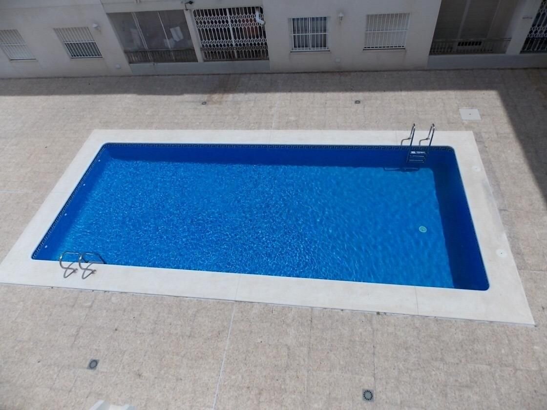 2-Bedroom Apartment in Centro, Torrevieja - Image 3